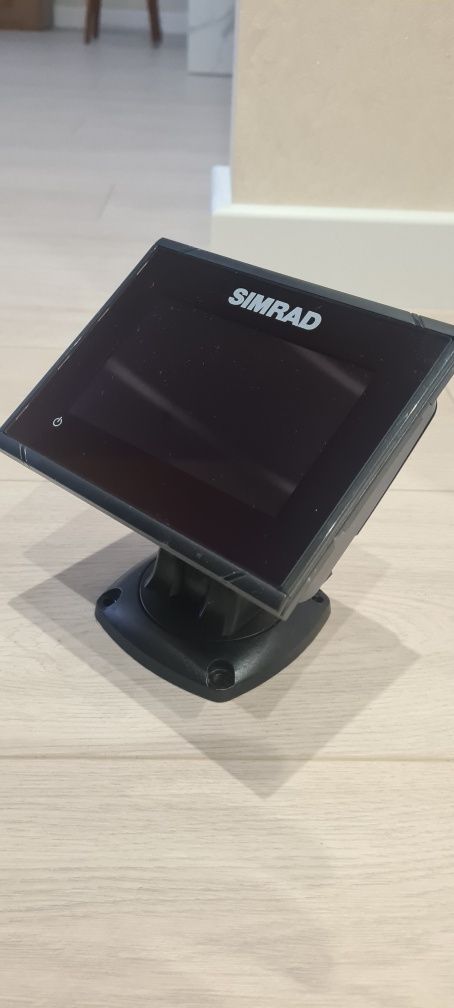 Эхолот/Картплоттер SIMRAD-GO5-XSE (с датчиком totalscan)