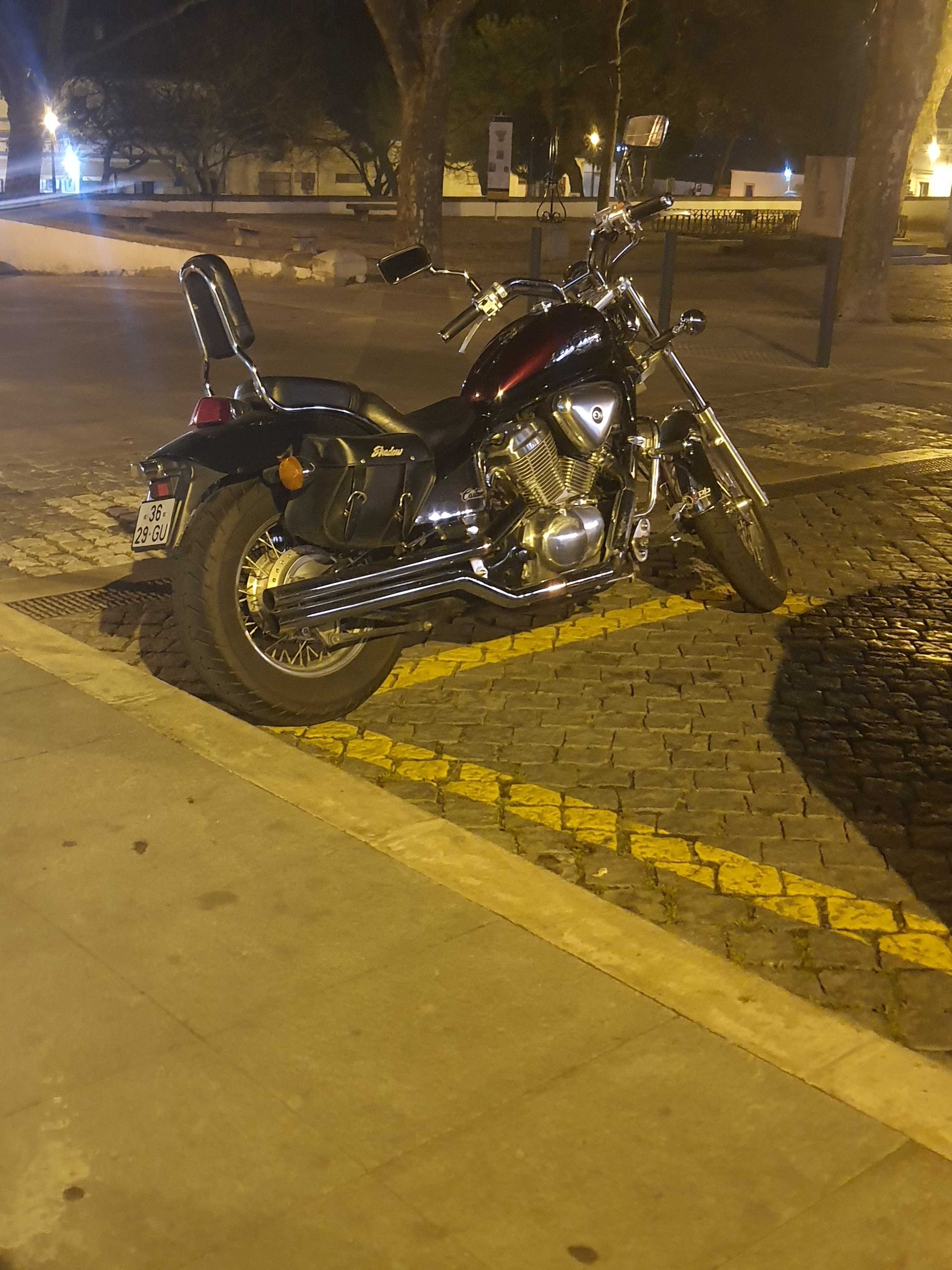 Vendo Shadow VT 600 !