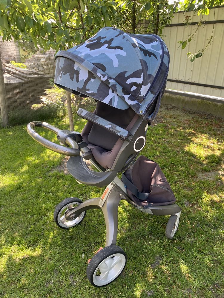 Продам коляску Stokke