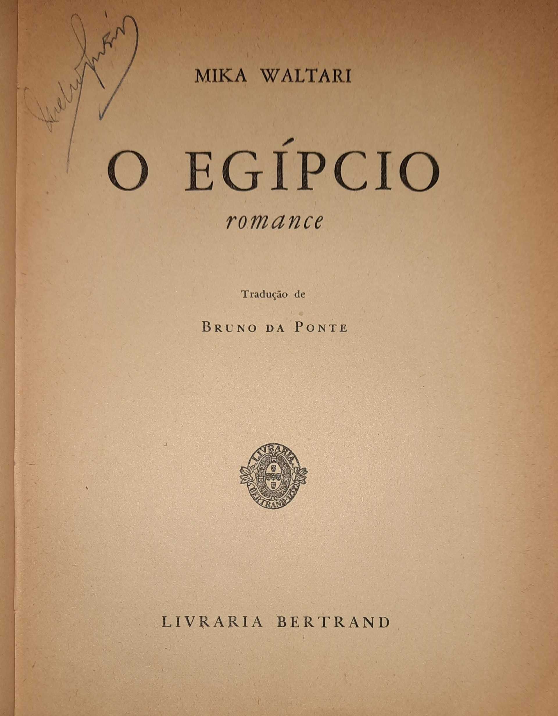 Livros: "A Bagaceira"; "O Egipcio"; "Sorge o Espião do Século"