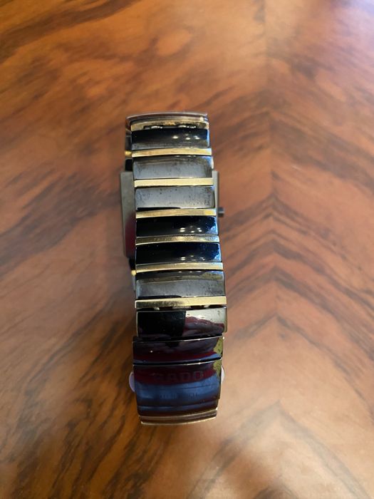 Продам годинник Радо оригінал з керемічним браслетом!!