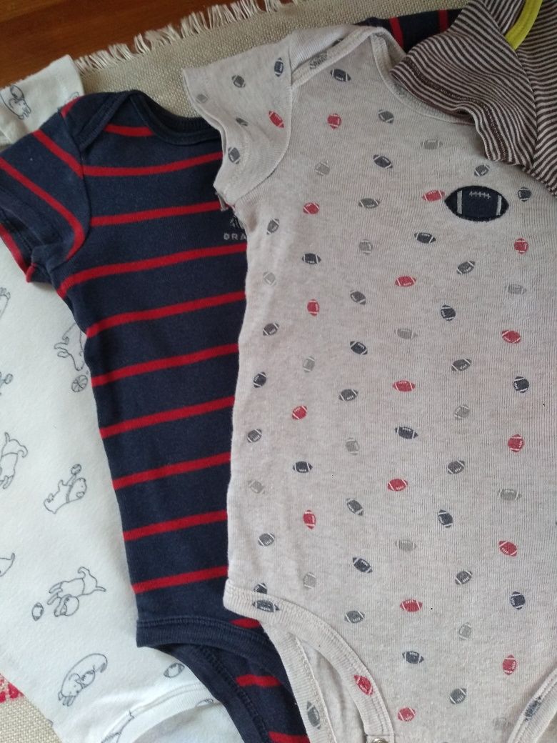 Śliczne body marki Carters - 12 miesięcy