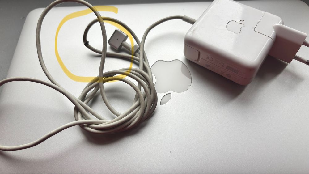 MacBook air 11” 2015 r.