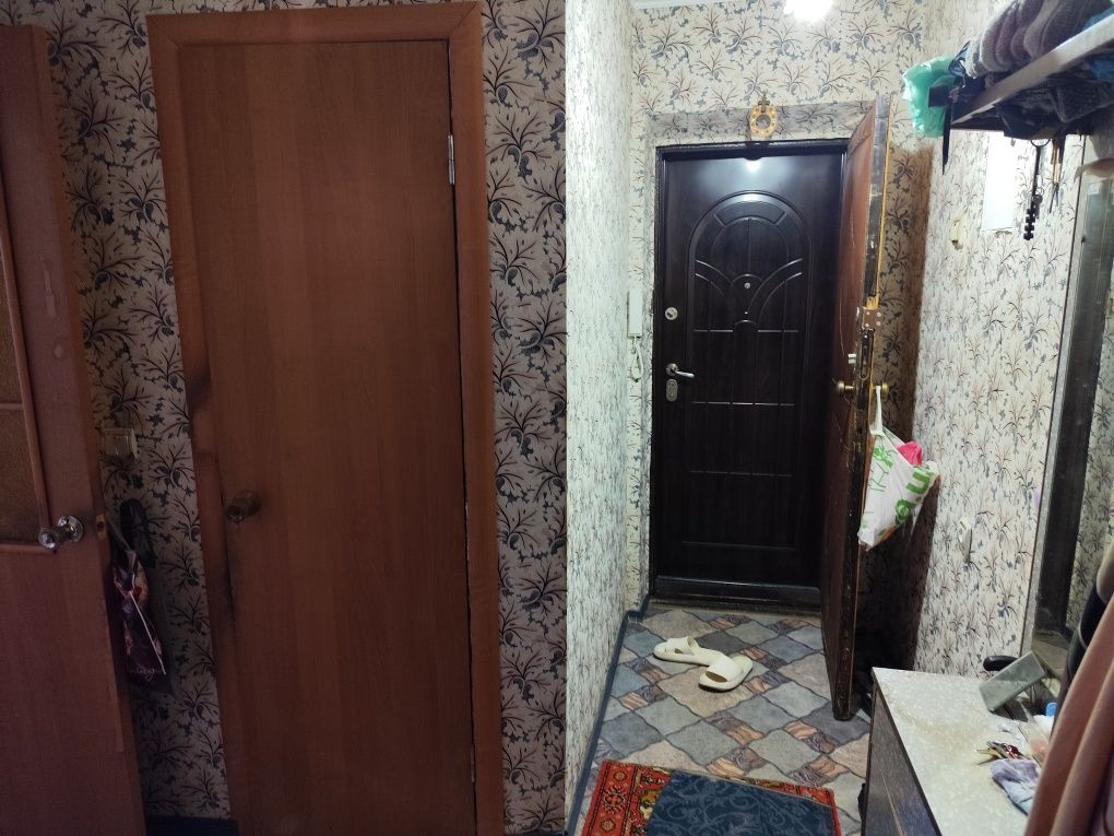 Здається кімната у квартирі