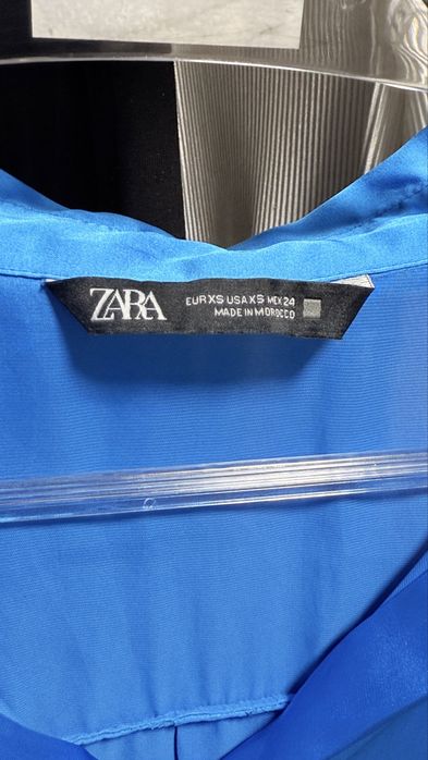 Блуза ZARA в гарному стані