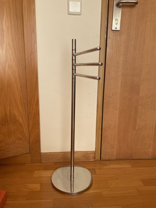 Suporte para toalhas