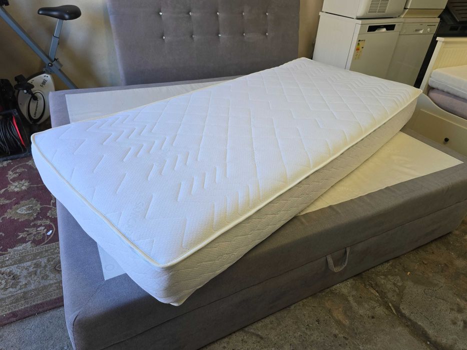 Materac Sanicare 90 x 200, wysokość 22 cm, wyprany