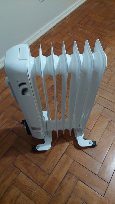 Aquecedor a óleo Delba como novo