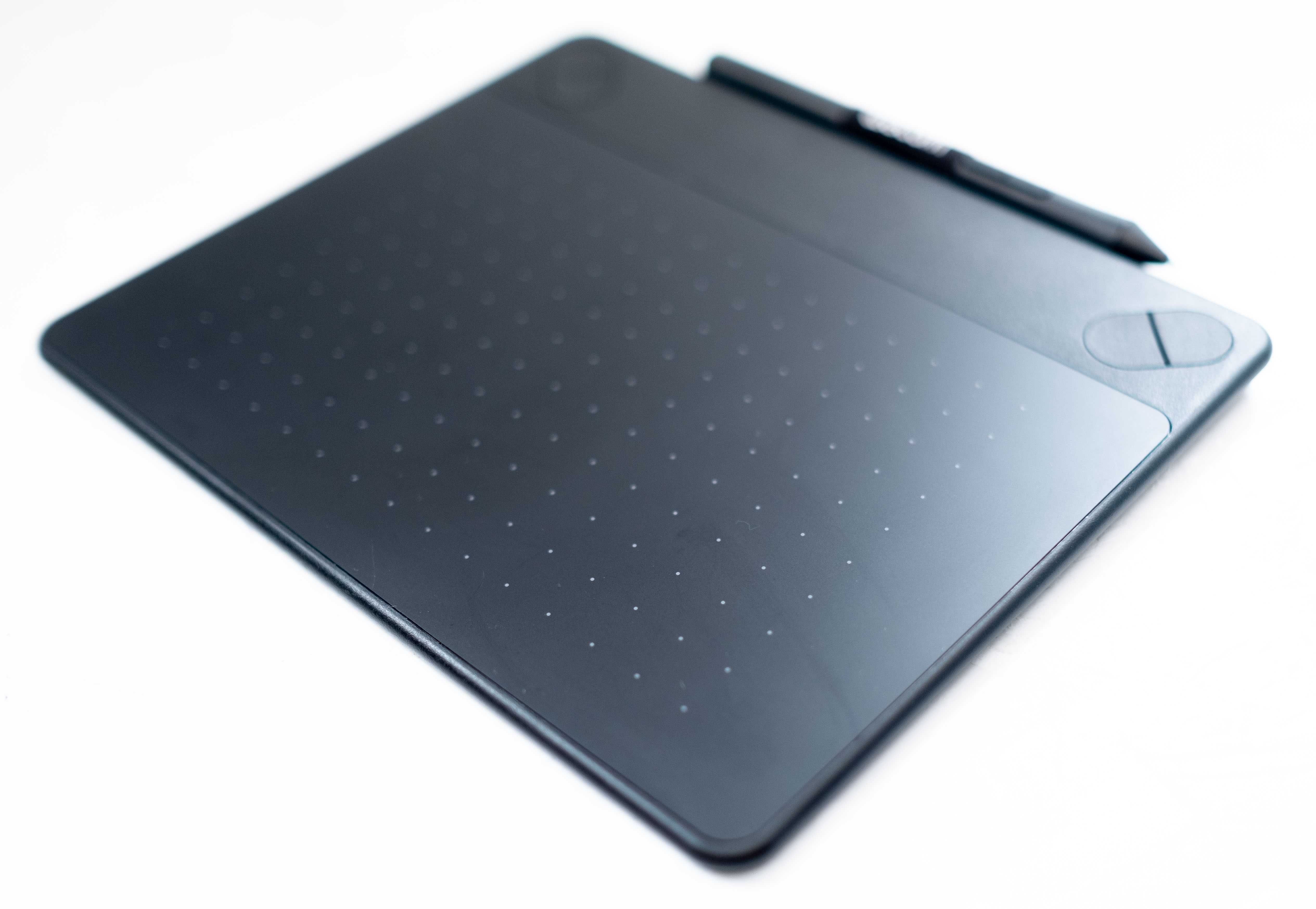 Графічний планшет Wacom Intuos Art S CTH-490