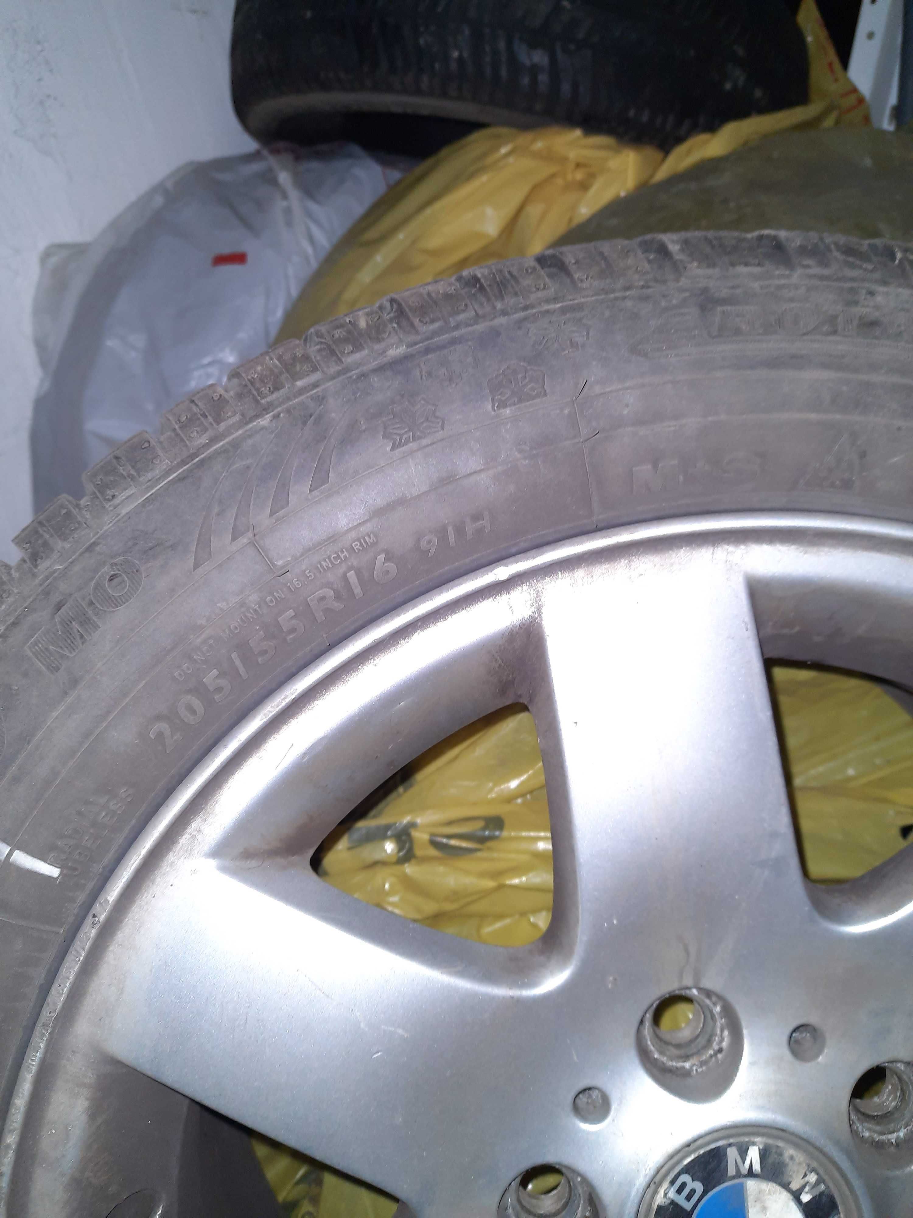 Opony do BMW 205/55R16 zimiwe M+S