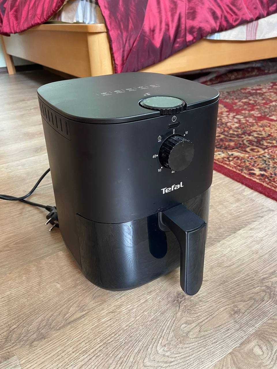 Продам аэрогриль Tefal LF16-P