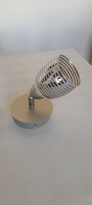 Candeeiro led dirigível