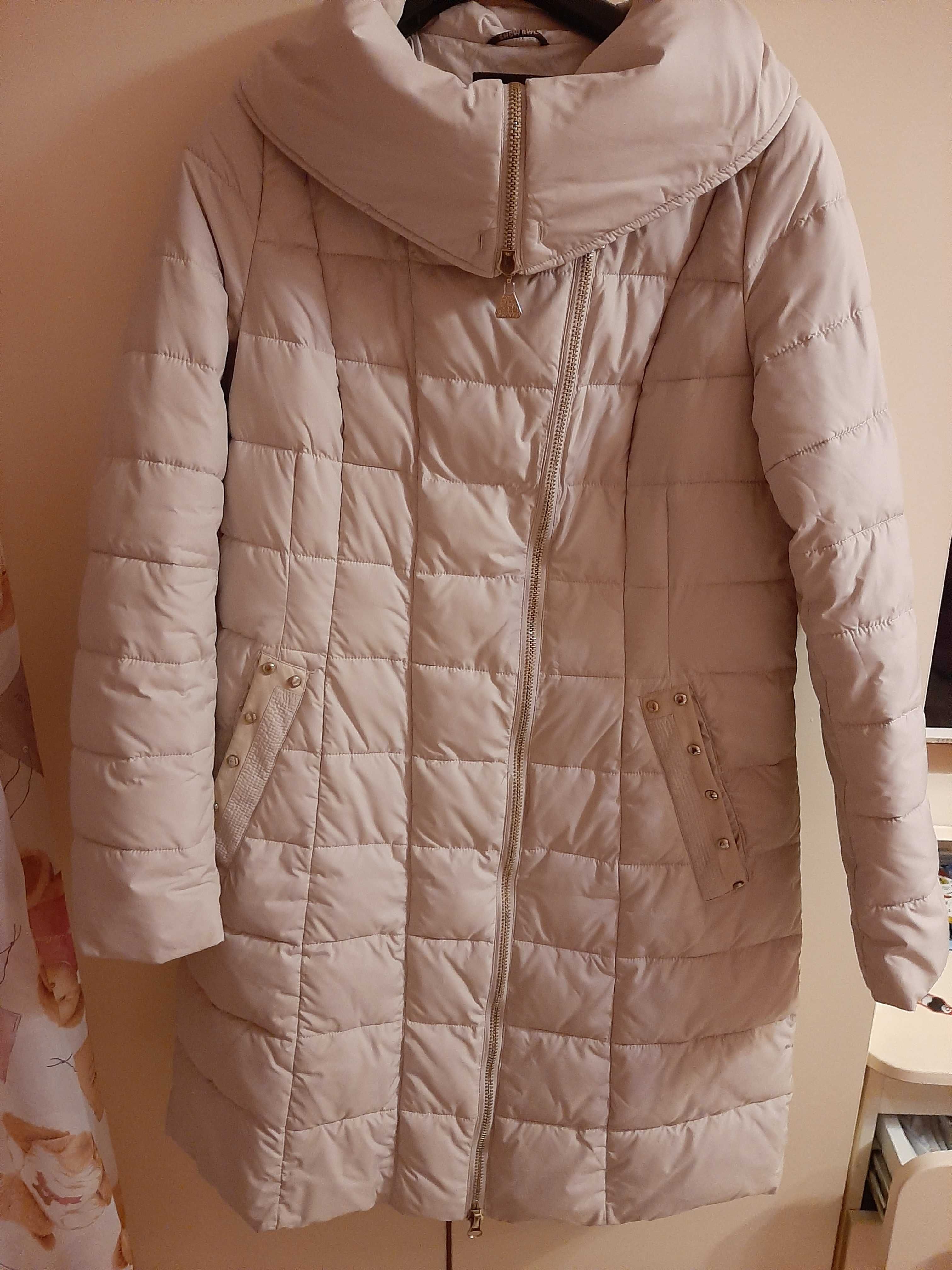 Зимове пальто, пуховик, з натуральним хутром розмір 50