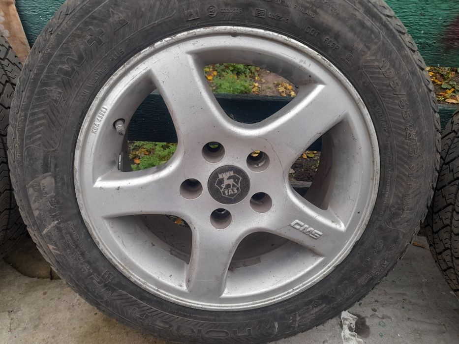 Продам комплект коліс r15 5×108