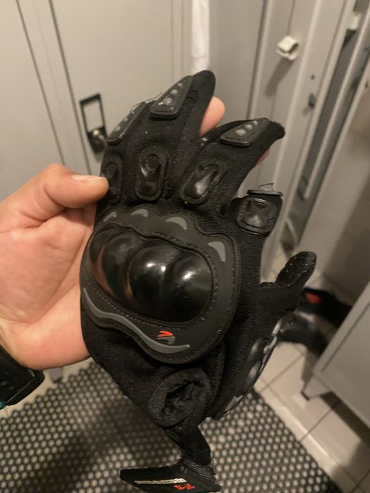 Conjunto de Chuva + Bota + Luva + Capacete