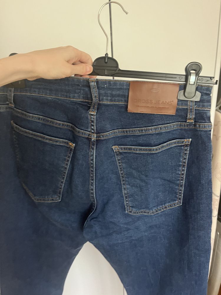 Spodnie jeansy męskie cross w33 L32