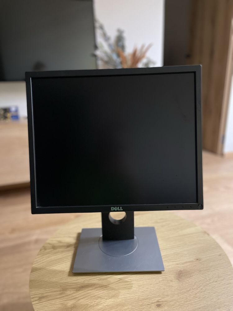 Monitor Dell P1917S 19'' LED IPS 5:4 DP HDMI VGA 5xUSB