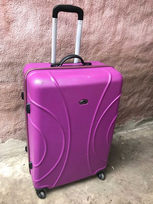 Чемодан большой на колесиках Турция