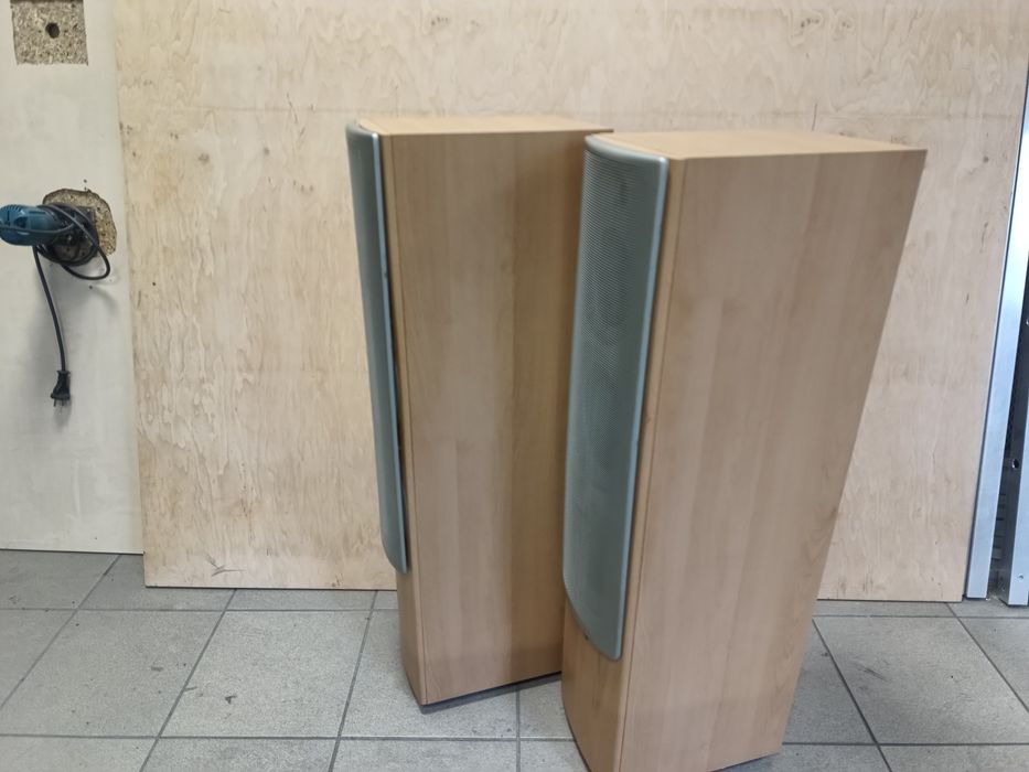 Kolumny podłogowe renomowanej amerykańskiej firmy infinity model Beta