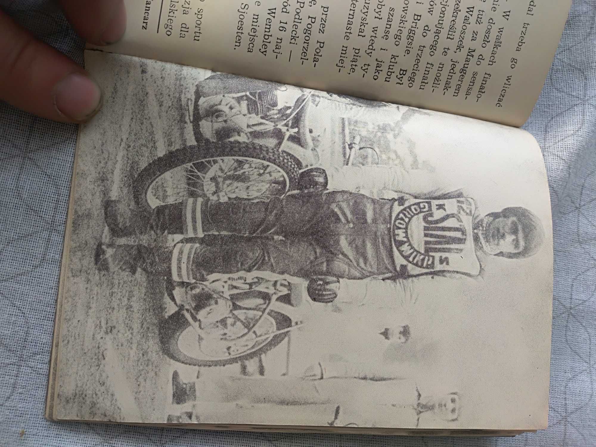 Książka Wszystko o... Żużel i żużlowcy Bogusław Koperski 1975 rok