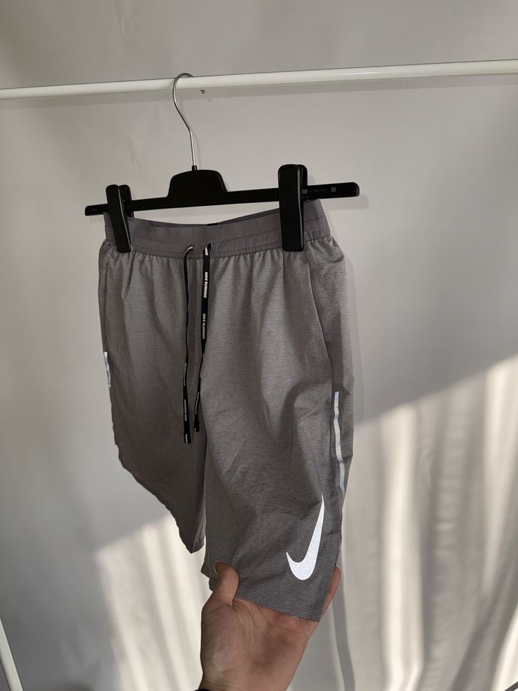 Шорти Nike Running Reflective S