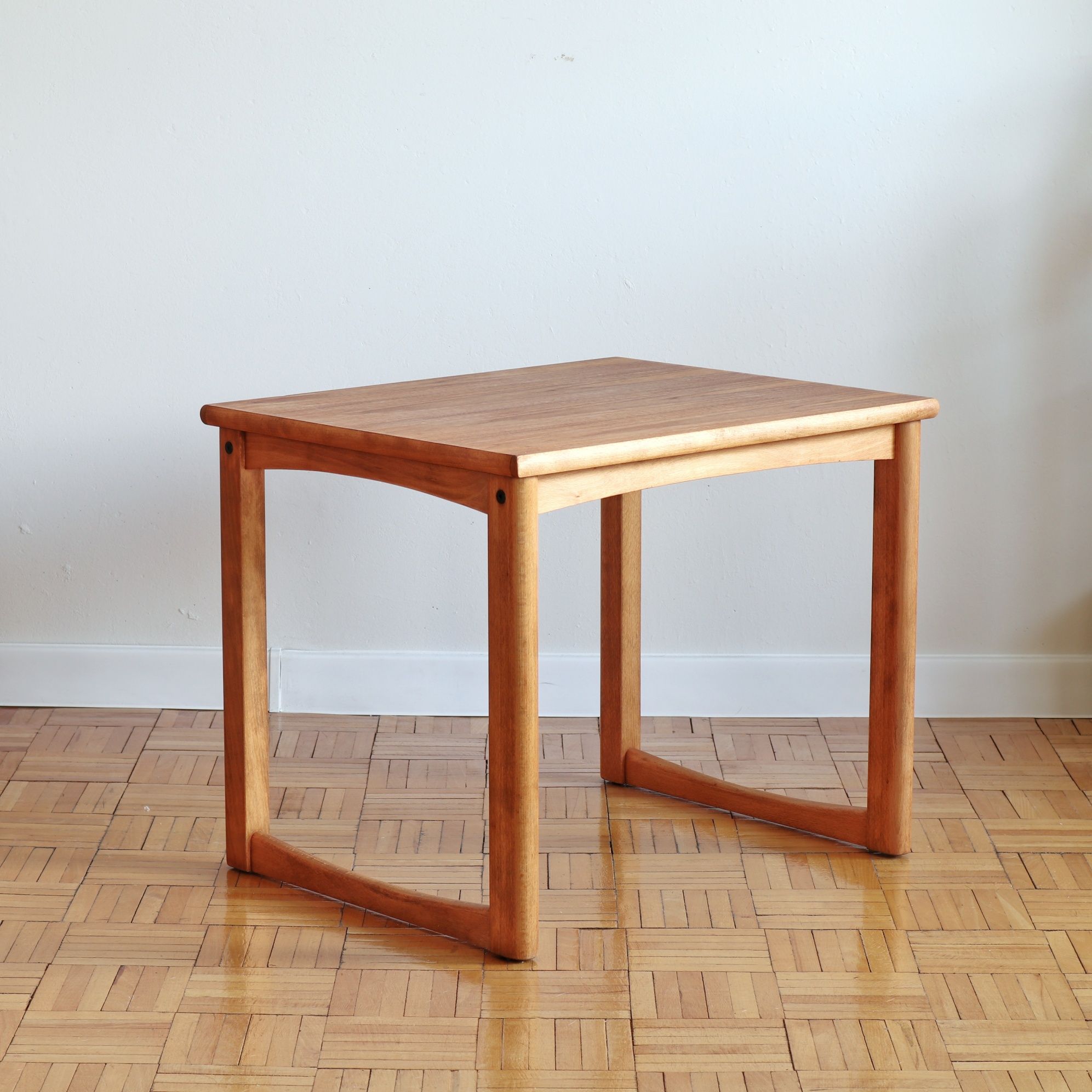 Duński stolik pomocniczy tekowy teak vintage retro mid century