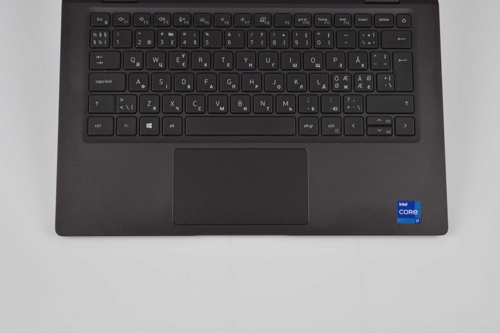 Dell Latitude 7320 i7-1185G7 32гб 512/1тб 13.3" IPS FHD Win11 Ноутбук