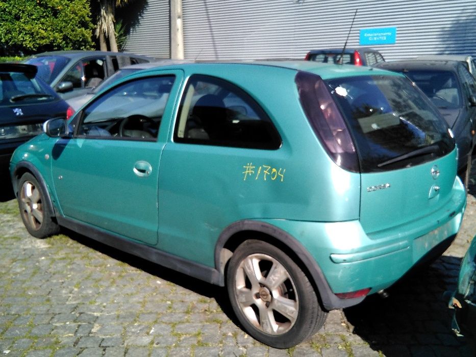 Opel Corsa para peças ( A / B / C / D )