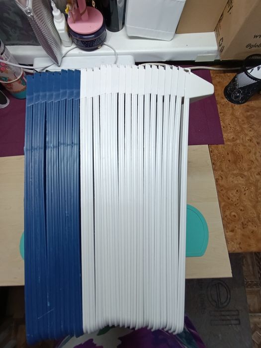 Пластикова дошка -роздільник для речей ,бумаг і тд..