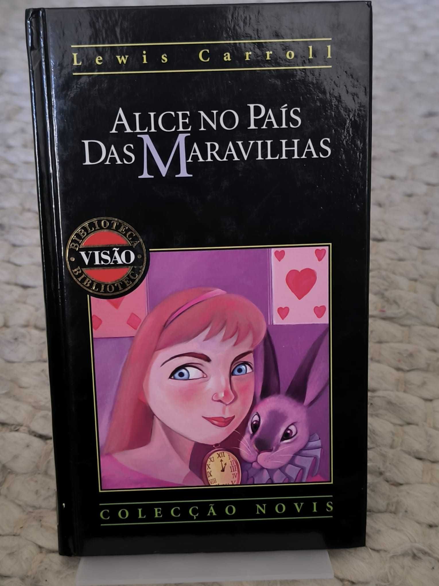 Alice no País das Maravilhas
de Lewis Carroll