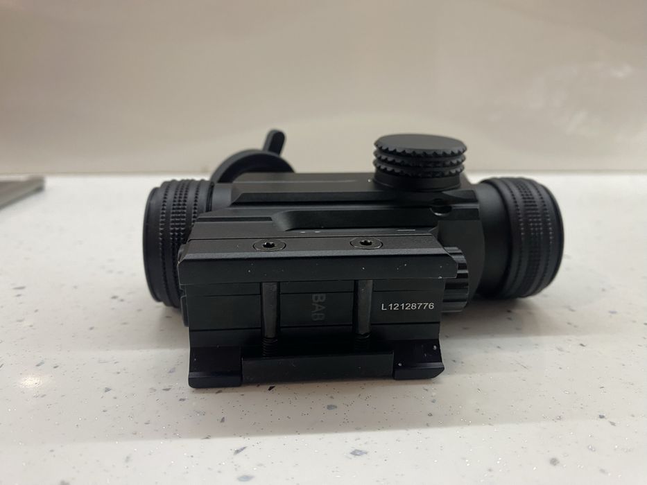 Прицел Vortex Spitfire AR 1x с двухцветной подсветкой призматический