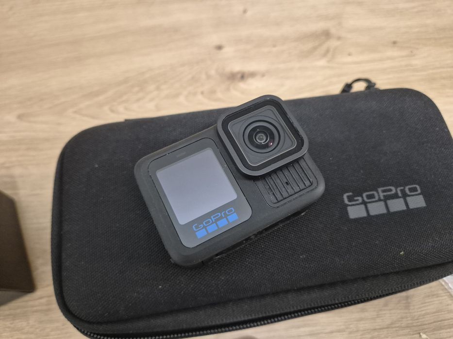 GoPro 13 + pełny zestaw akcesoriów + karta 64GB