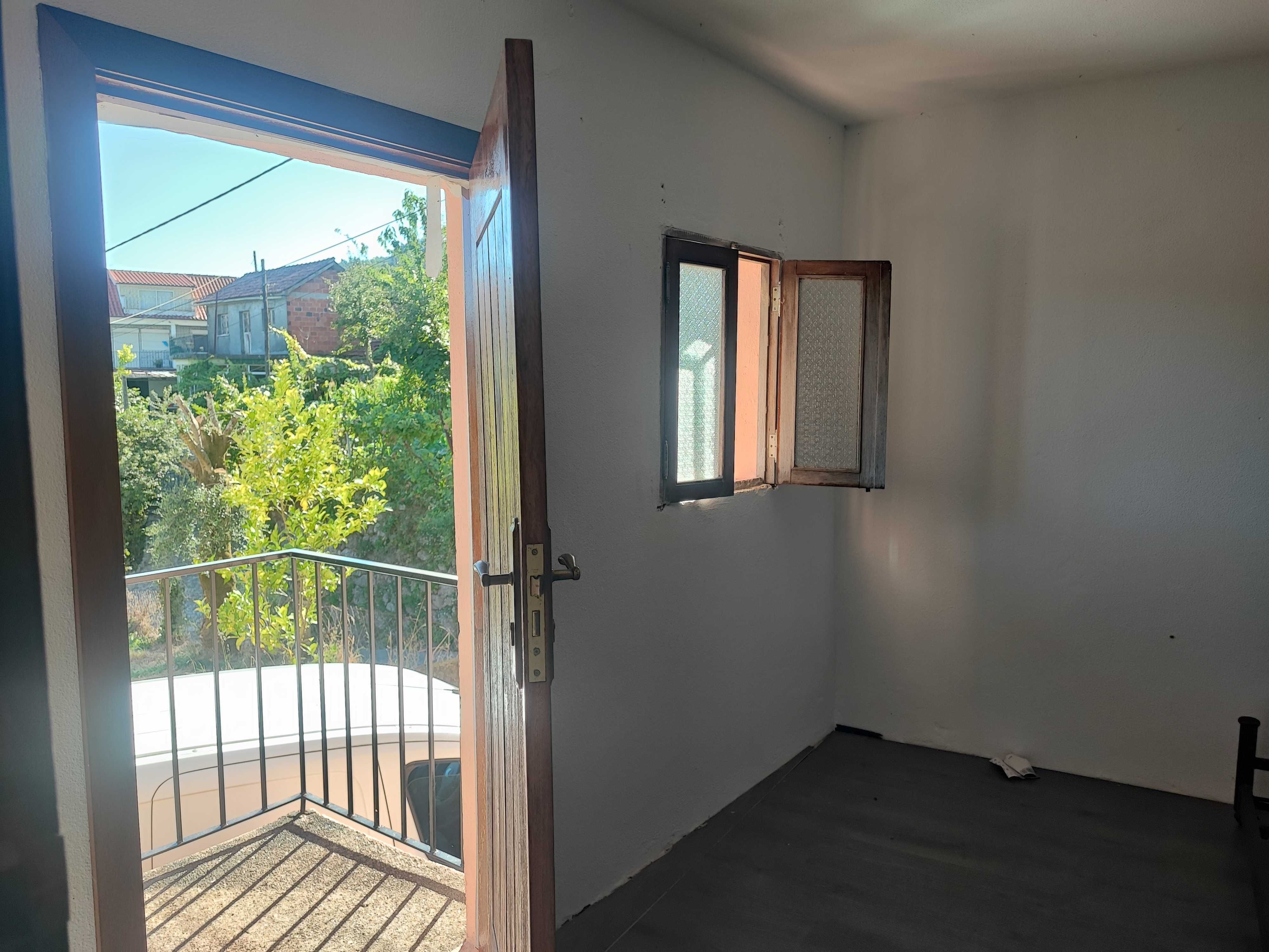 Moradia com Jardim e Poço – Boivães, Arcos de Valdevez