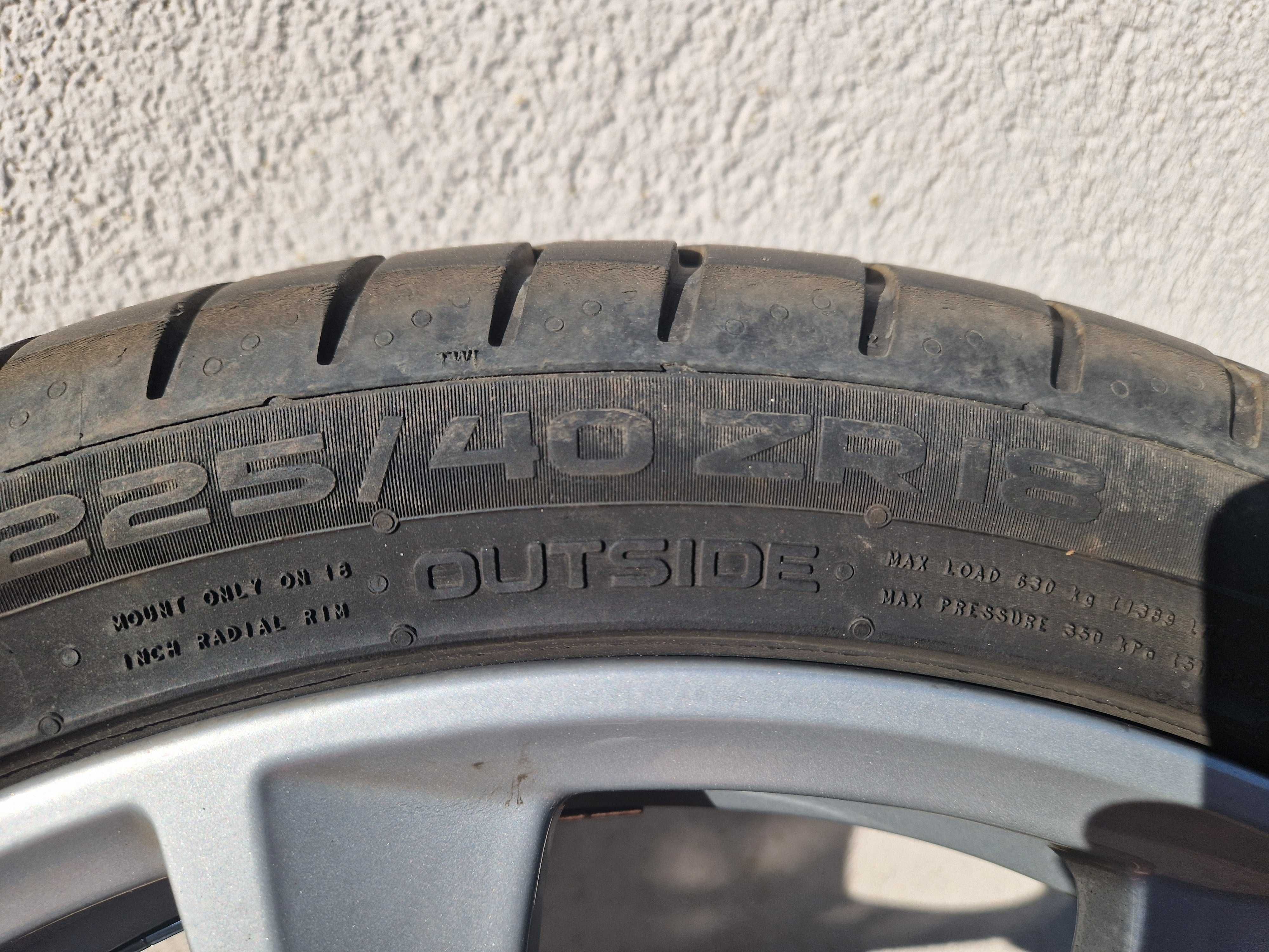 BMW Felgi + opony letnie z 2022 Nokian, 225/40/R18 jak nowe