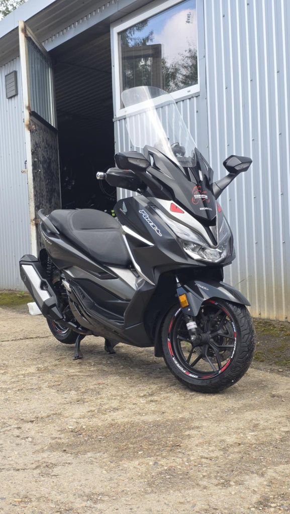 Honda forza 350 zadbana