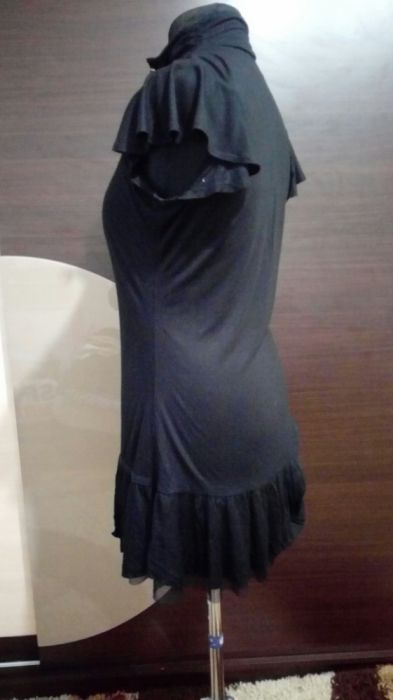 Czarna sukienka S M