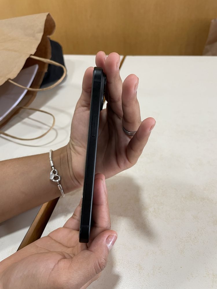 Iphone 15 256 gigas semi novo