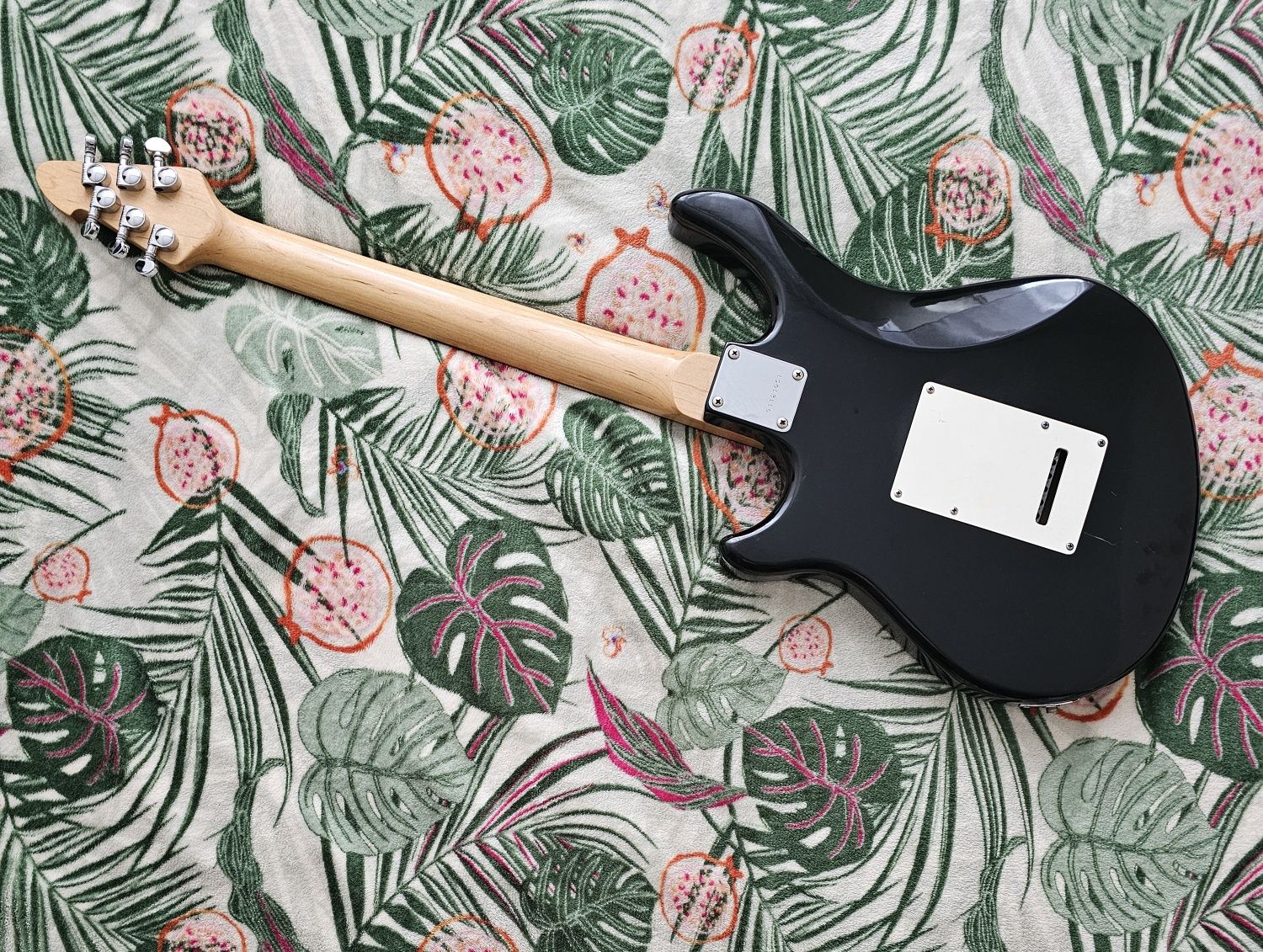 Gitara elektryczna