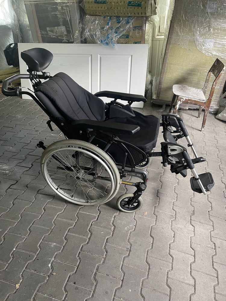 Wózek multipozycyjny inwalidzki Emineo