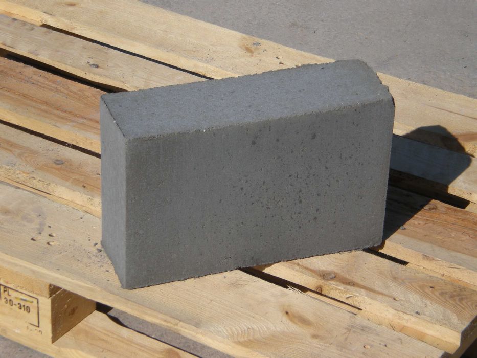 Bloczek fundamentowy betonowy od producenta