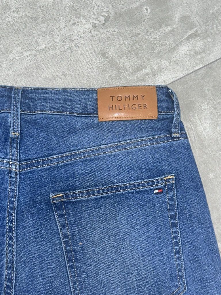 Spodnie jeansy Tommy Hilfiger W30L28