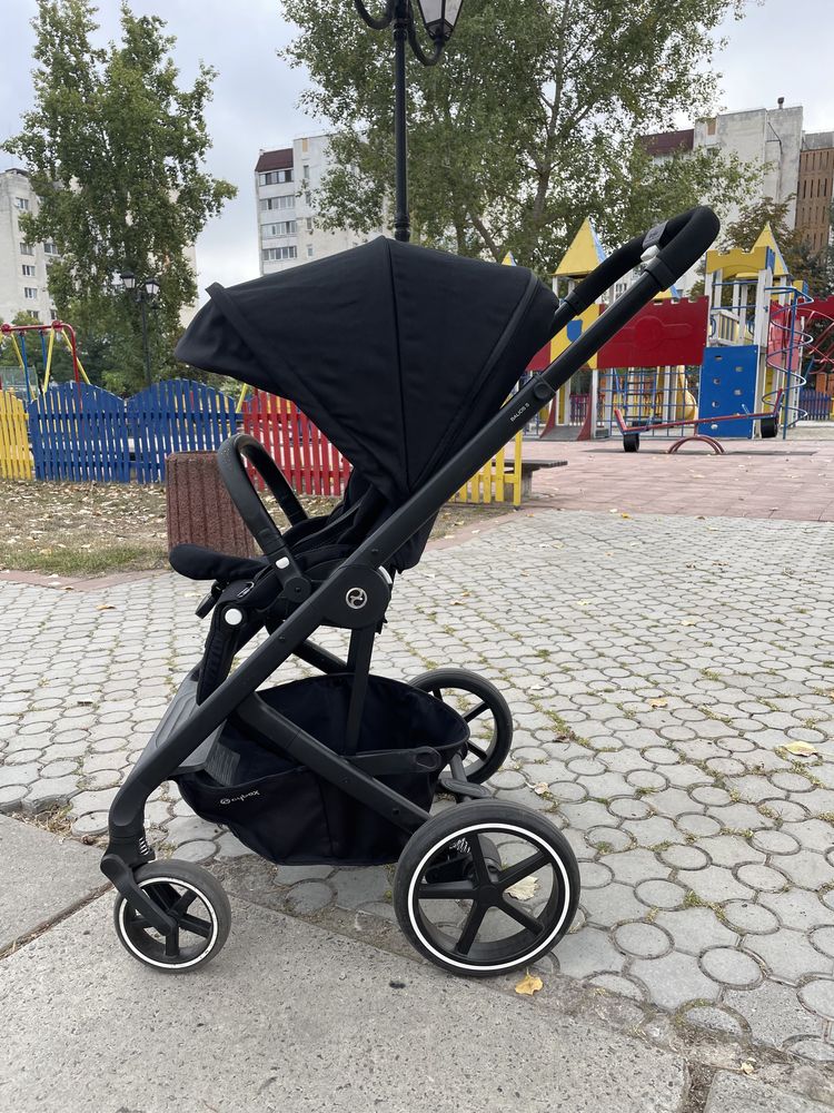 Прогулянкова коляска Cybex Balios S Lux