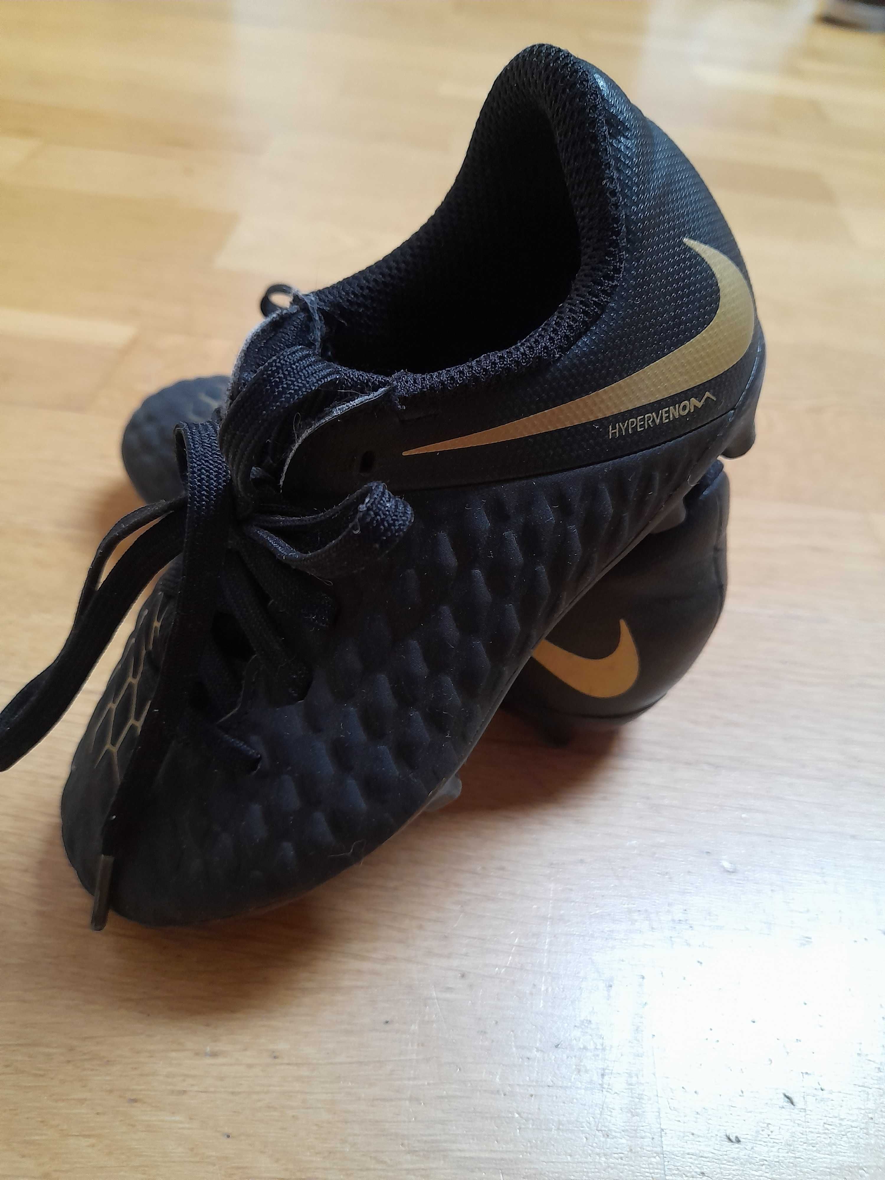 Buty korki piłkarskie Nike rozmiar 27,5 cm