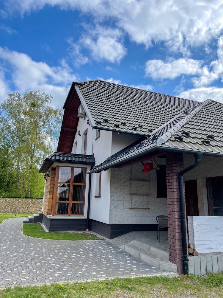Продаж нового будинку на затишній обжитій вулиці Вереснева!
