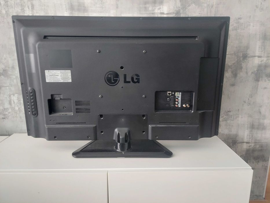 Sprzedam uszkodzony TV LG 42 cale