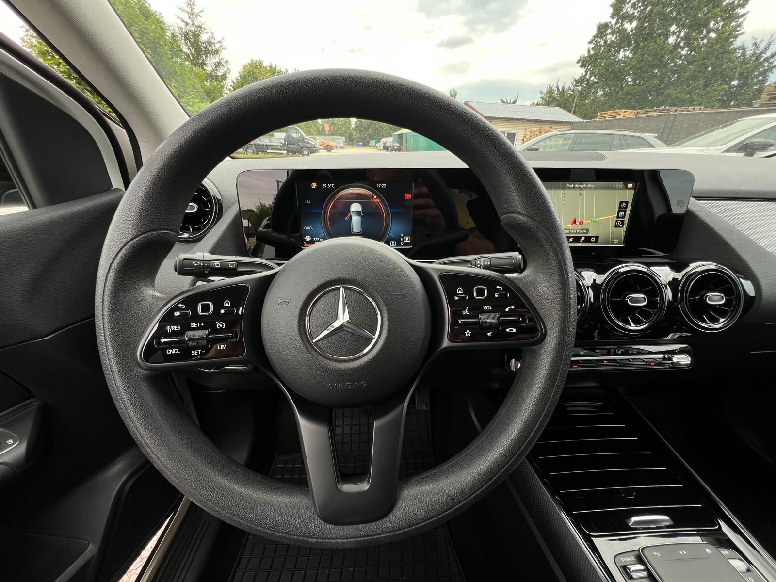 Mercedes B200 diesel 2021r automat bezwypadkowy serwisowany.