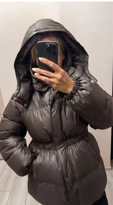 Жіноча куртка шоколадного кольору