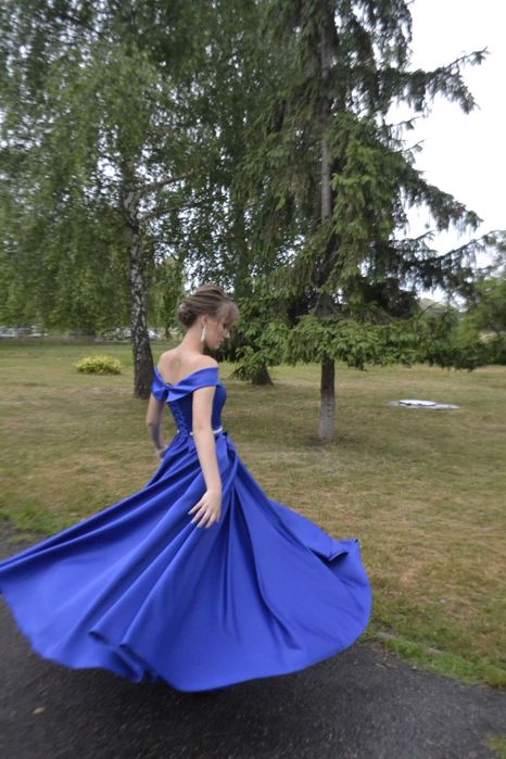Сукня на випускний