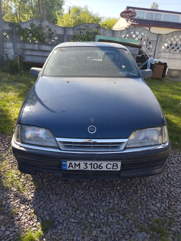 Opel omega A 1991 рік