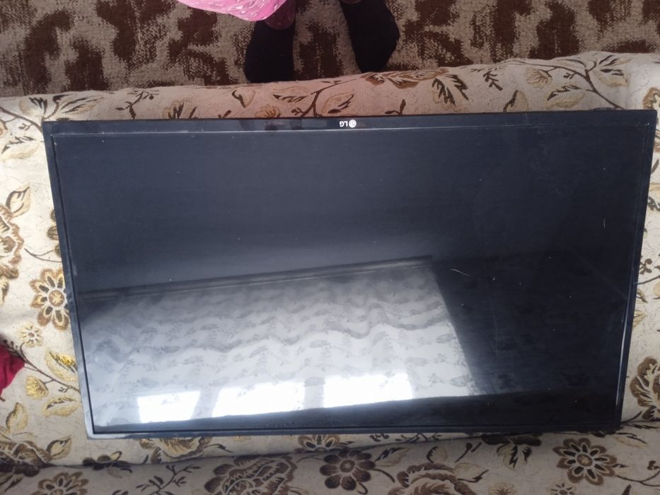 Продам телевізор lg32